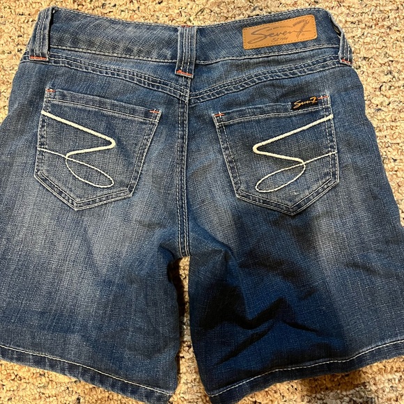 Seven7 Jean Shorts - Picture 3 of 4